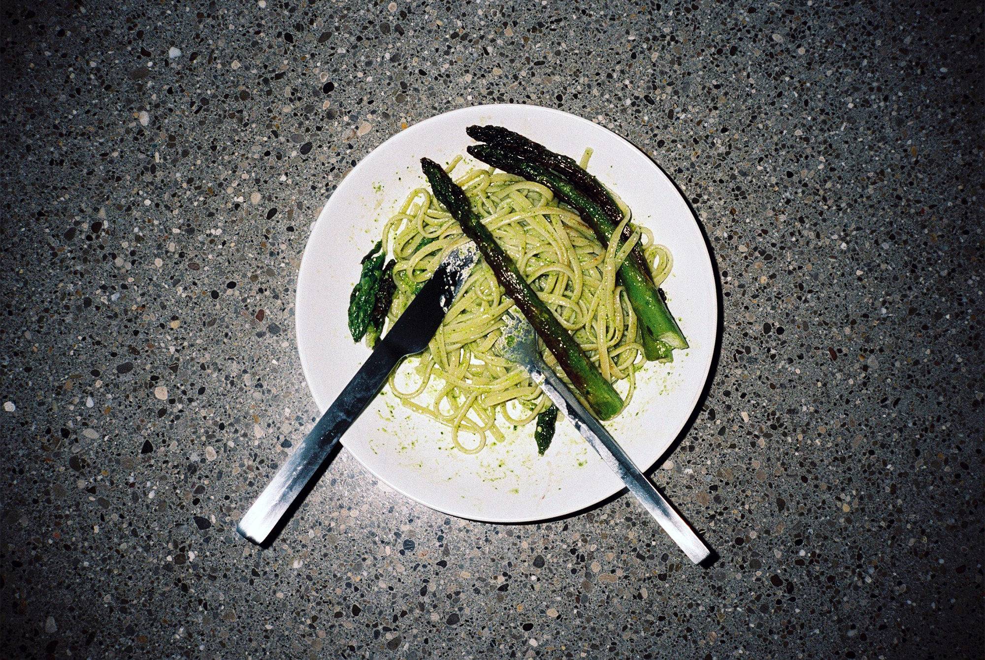 Mono V, 5 Piece Set Place Setting - Image 12