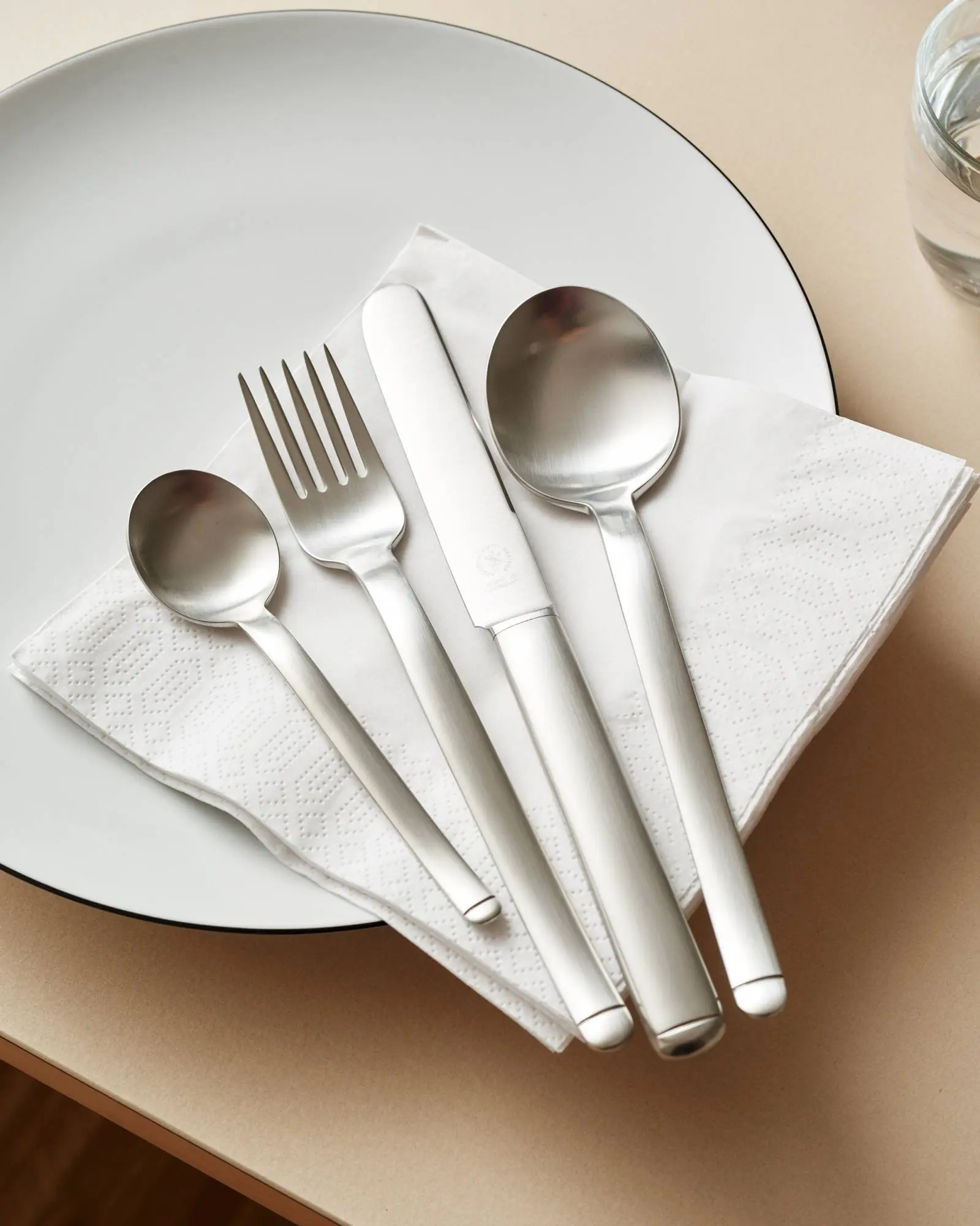 Pott 33, 5 Piece Set Place Setting - Image 3